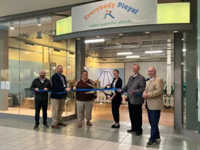 Everybody Plays opens inside mall